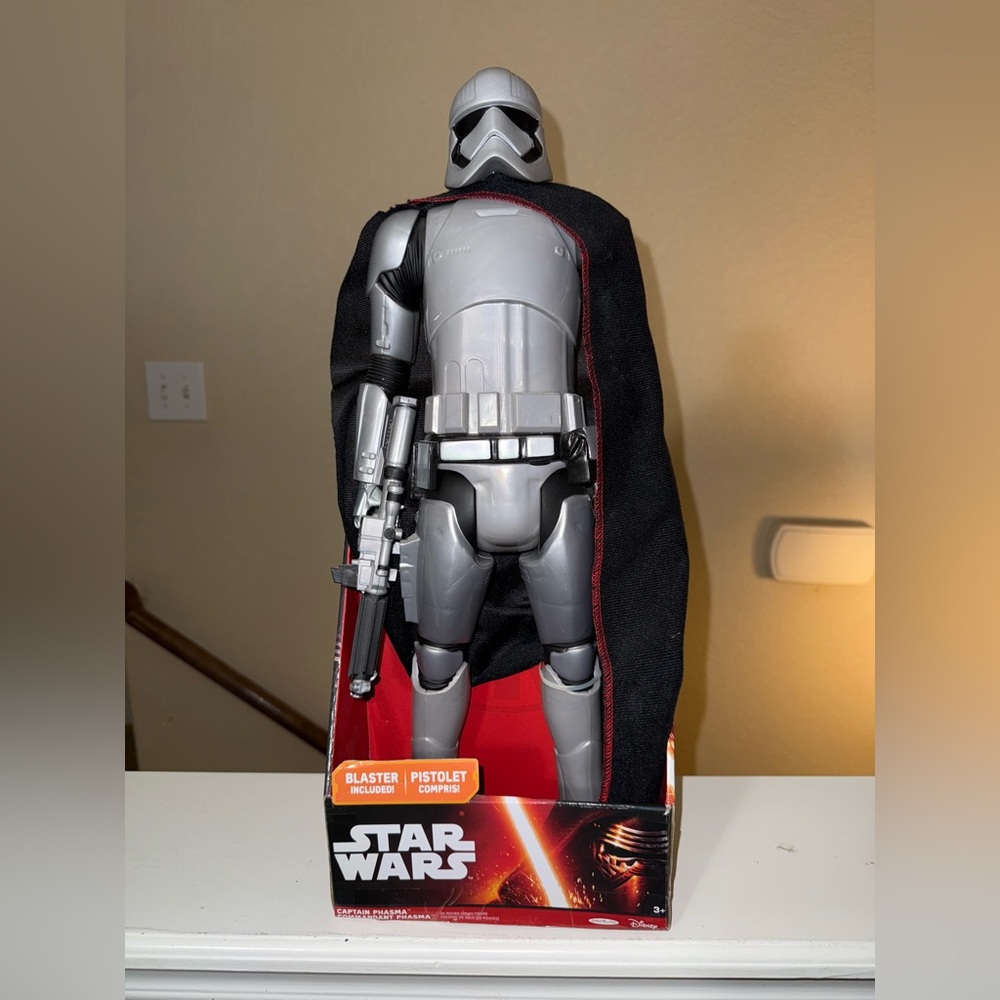 StarWars Captain Phasma action figure